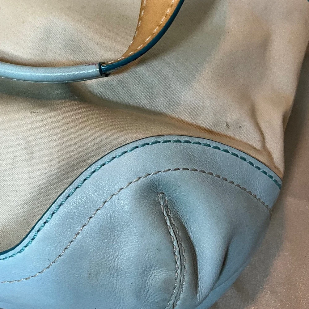 Vintage Coach handbag, beige material & baby blue leather. 10-H8Fa - Picture 10 of 12